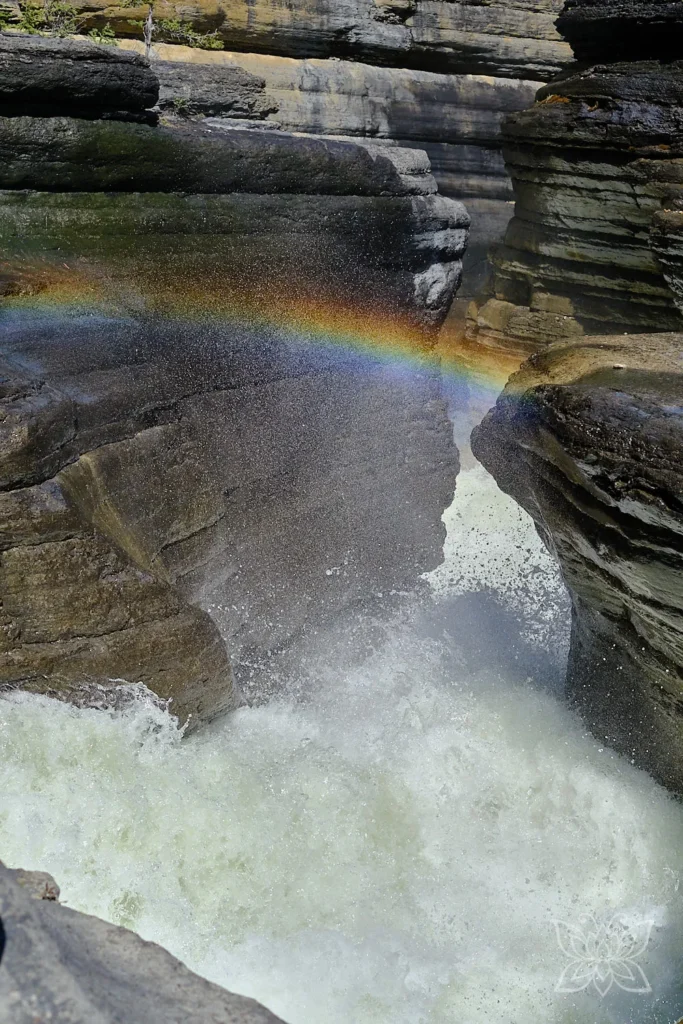 Regenbogen über dem Mistaya Canyon