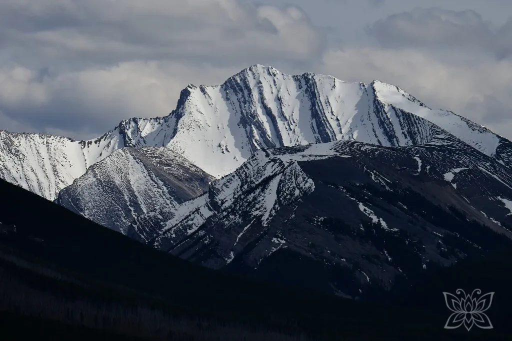 Schneebedeckte Rocky Mountains