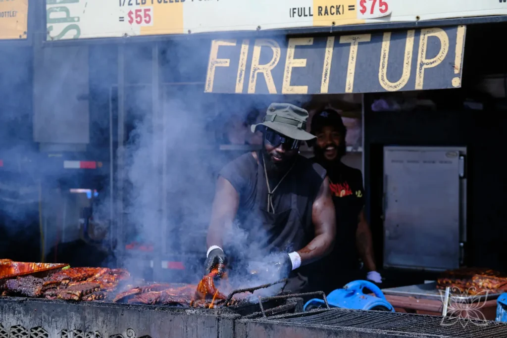 Verräucherter Grill auf der Kirmes beim Calgary Stampede